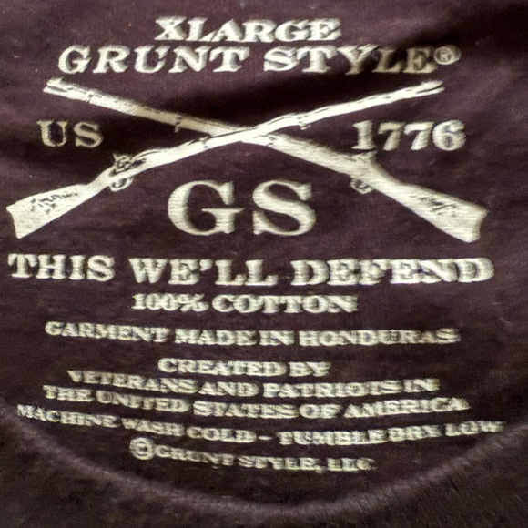 Grunt Style Black 'Hold My Beer' T-Shirt - Picture 4 of 4